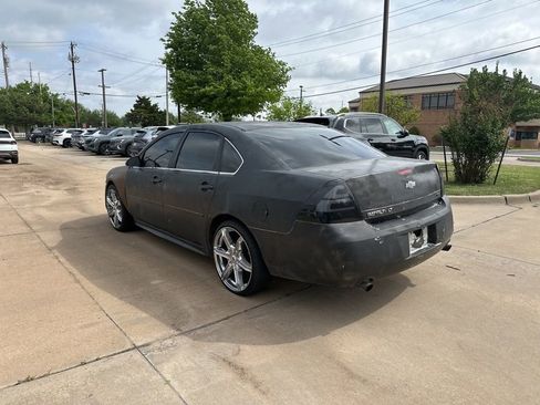 Used 2014 Chevrolet Impala LT w/ LT Sunroof Package image 7