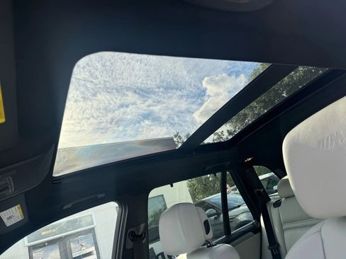 Used 2012 BMW X5 M image 19