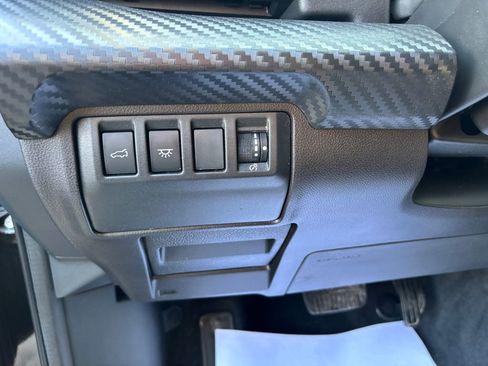 Used 2023 Subaru Ascent Premium w/ Convenience Package image 14