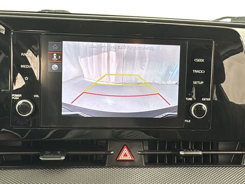 Used 2024 Kia Sportage LX image 25