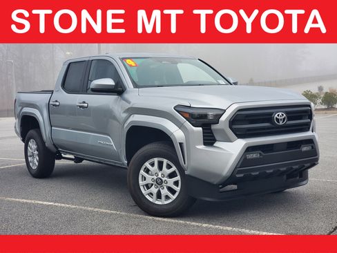 Certified 2024 Toyota Tacoma SR5 image 1