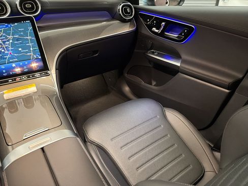 Used 2026 Mercedes-Benz GLC 300 image 29