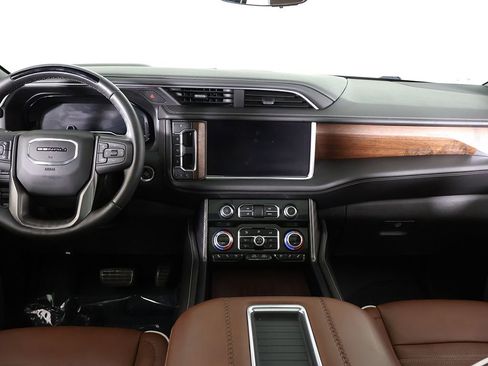 Used 2023 GMC Yukon Denali Ultimate w/ LPO, Floor Liner Package AWD/4WD image 63