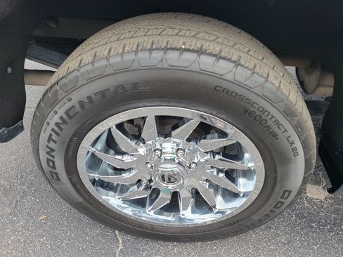 Used 2019 Chevrolet Silverado 1500 RST AWD/4WD image 44