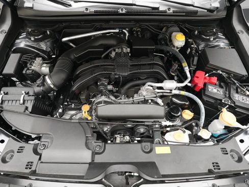 Certified 2025 Subaru Crosstrek 2.5i Limited AWD/4WD image 3