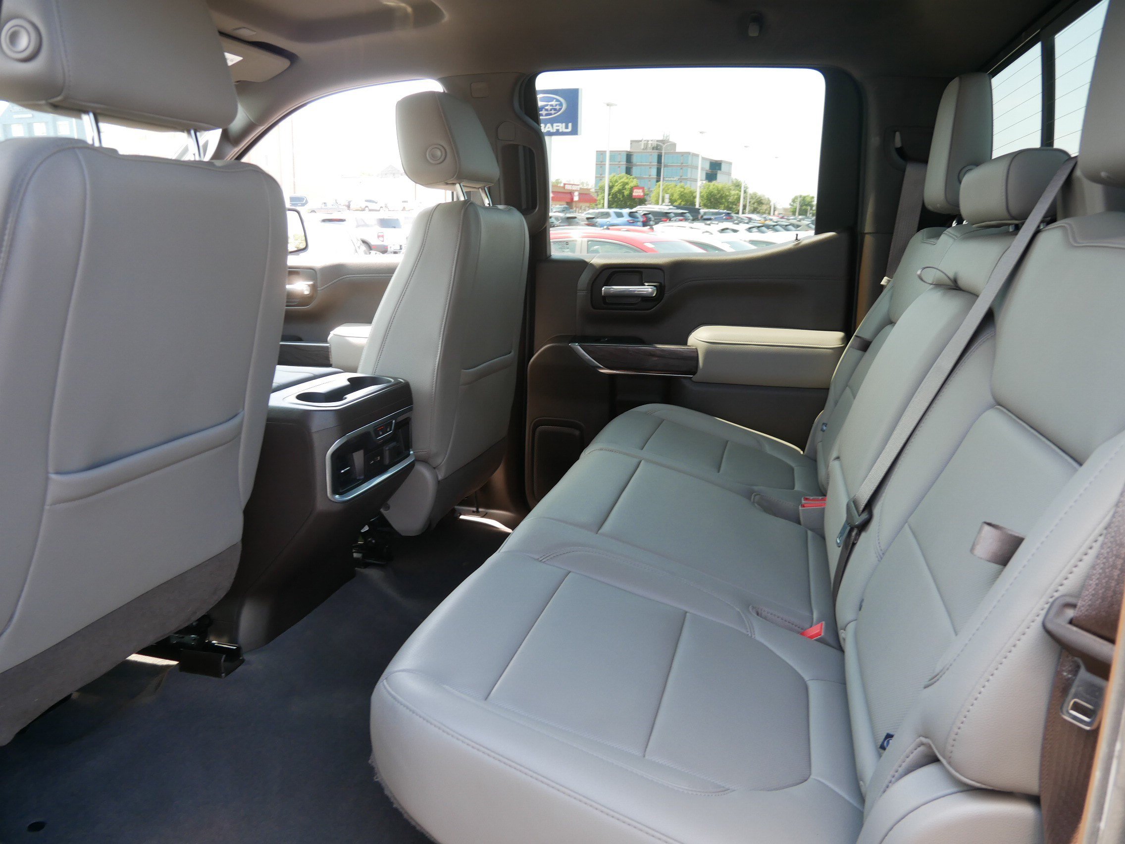 Used 2019 Chevrolet Silverado 1500 LTZ w/ LTZ Plus Package AWD/4WD image 33