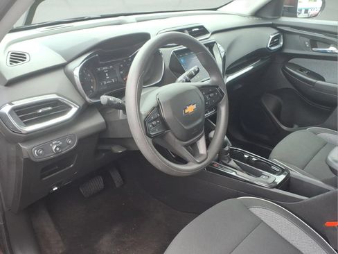 Certified 2023 Chevrolet TrailBlazer LT w/ Convenience Package AWD/4WD image 7