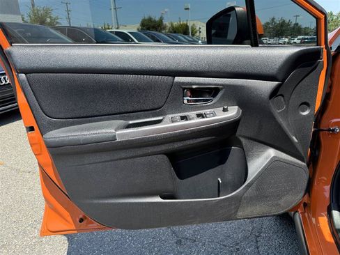 Used 2015 Subaru Crosstrek 2.0i Premium w/ Popular Package #1 AWD/4WD image 17