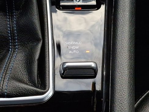 Certified 2022 Jeep Compass Latitude w/ Convenience Group image 25