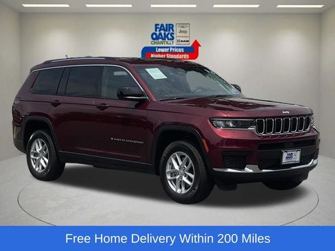 Used 2023 Jeep Grand Cherokee L Laredo w/ Luxury Tech Group I AWD/4WD image 1