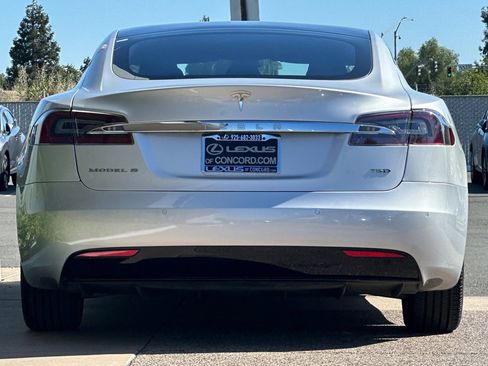 Used 2018 Tesla Model S 75D AWD/4WD image 5