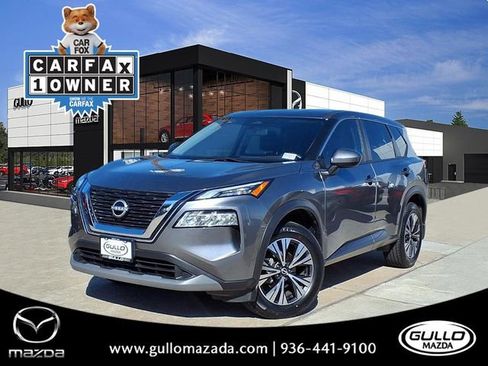 Used 2023 Nissan Rogue SV image 1