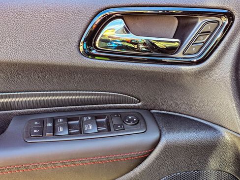 Used 2025 Dodge Durango R/T image 12