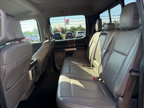 Used 2016 Ford F150 Lariat w/ Equipment Group 502A Luxury AWD/4WD image 17
