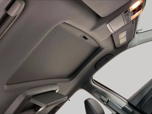 Used 2020 Honda Pilot Touring image 27