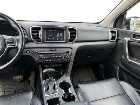 Used 2017 Kia Sportage EX w/ EX Premium Package image 11