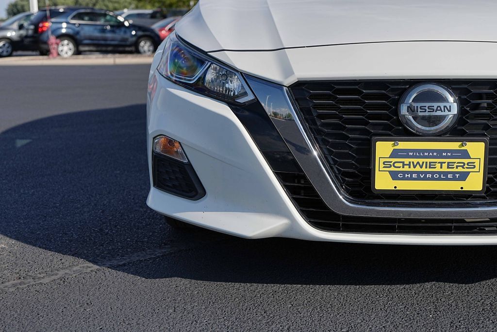 Used 2021 Nissan Altima 2.5 S w/ Driver Assist Package FWD image 3