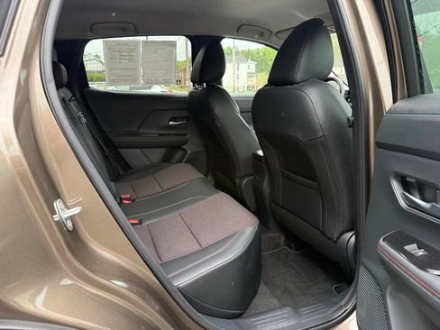 Used 2025 Nissan Kicks SR AWD/4WD image 24