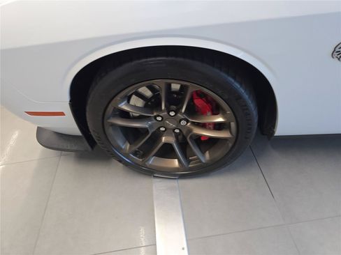 Used 2023 Dodge Challenger SRT Hellcat RWD image 9
