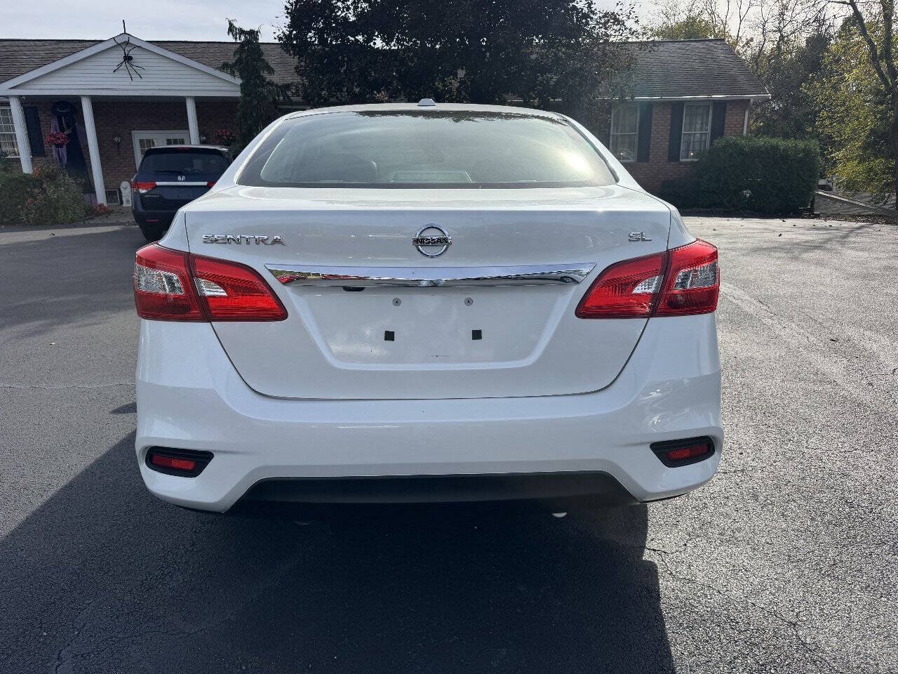 Used 2017 Nissan Sentra SL w/ SL Premium Technology Package FWD image 5