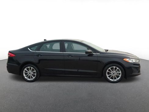 Used 2020 Ford Fusion SE FWD image 7