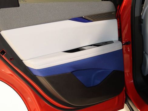 Used 2025 Cadillac Optiq Sport 2 w/ LPO, Floor Liner Package image 59