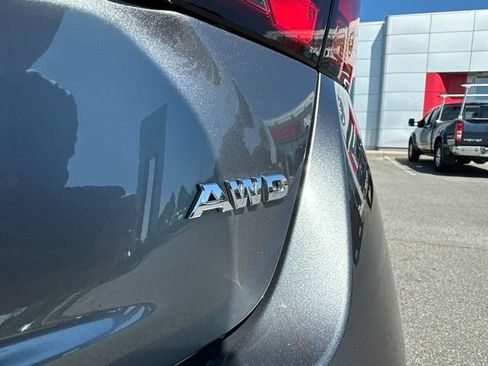 Used 2020 Nissan Altima 2.5 Platinum AWD/4WD image 6