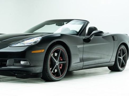 Used 2012 Chevrolet Corvette Convertible w/ 4LT Preferred Equipment Group image 9