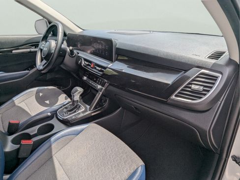 Certified 2024 Kia Seltos S FWD image 30