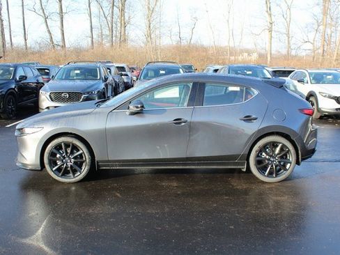 New 2026 MAZDA MAZDA3 Hatchback w/Premium Plus Pkg image 6