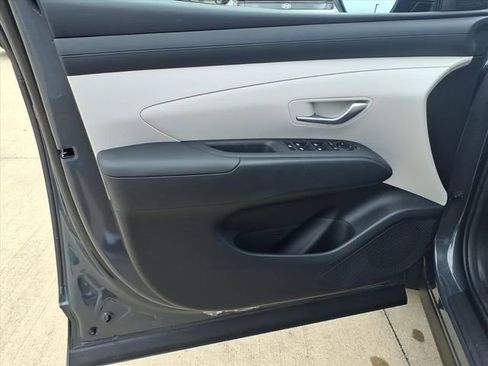 New 2026 Hyundai Tucson SE image 18