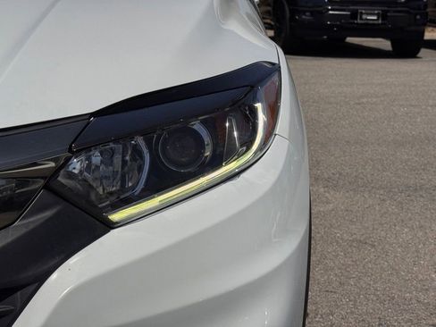 Used 2021 Honda HR-V EX-L image 8