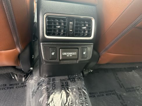 Used 2018 Subaru Outback 3.6R Touring image 15