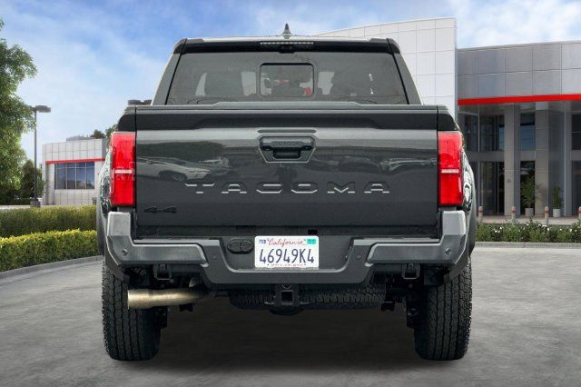 Used 2026 Toyota Tacoma TRD Off-Road w/ TRD Off Road Premium Package AWD/4WD image 5