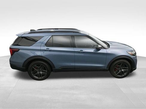Used 2025 Ford Explorer ST-Line w/ Premium Package RWD image 34