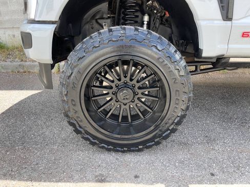 Used 2026 Ford F350 Platinum AWD/4WD image 28