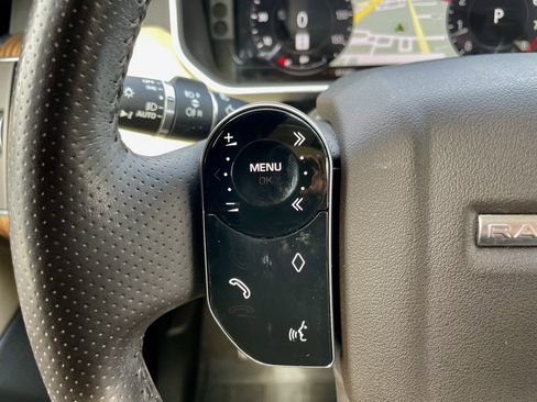 Used 2020 Land Rover Range Rover Sport HSE image 23