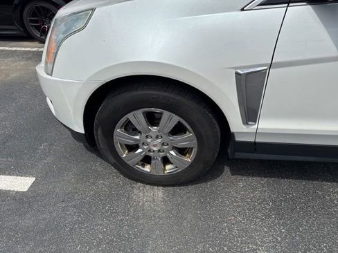 Used 2016 Cadillac SRX Luxury FWD image 19