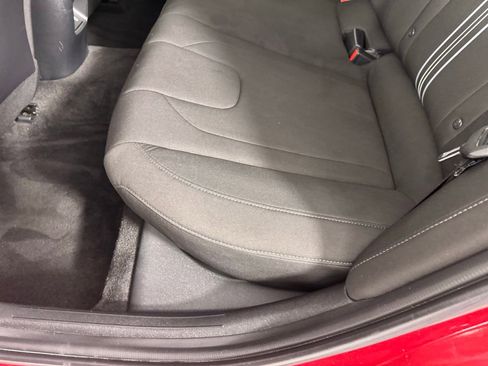 Used 2025 Hyundai Elantra SEL image 25