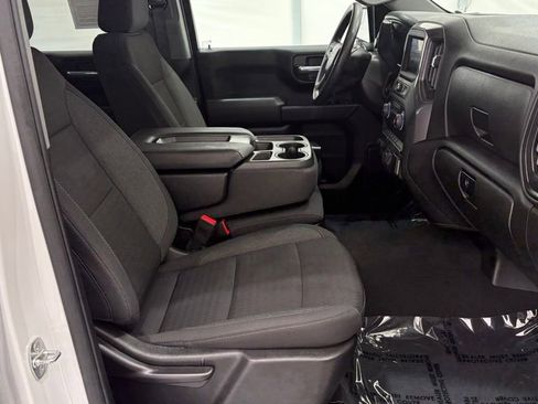 Used 2024 Chevrolet Silverado 1500 Custom image 19