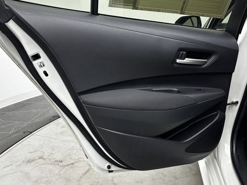 Used 2021 Toyota Corolla LE image 22