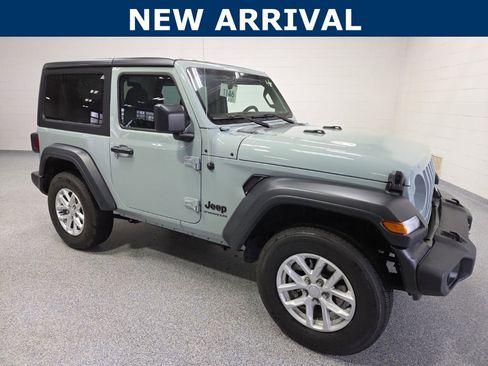 Used 2023 Jeep Wrangler Sport S image 1