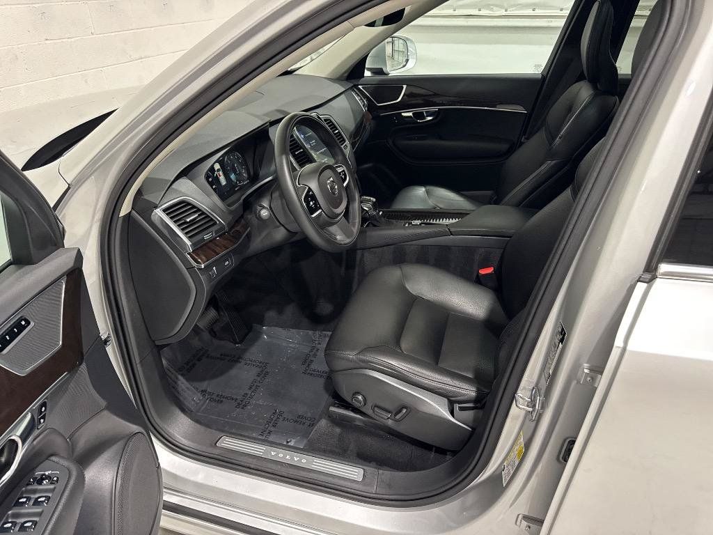Used 2019 Volvo XC90 T6 Momentum w/ Protection Package AWD/4WD image 34