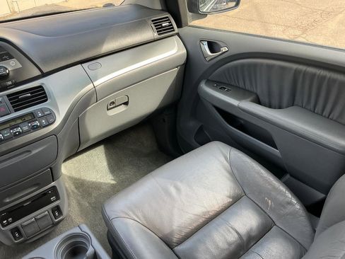Used 2006 Honda Odyssey EX-L image 17