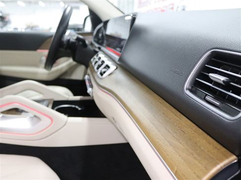 Used 2022 Mercedes-Benz GLE 350 4MATIC image 33