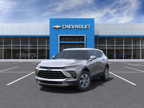 New 2025 Chevrolet Blazer LT w/ Driver Confidence Package image 8