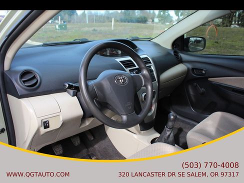 Used 2008 Toyota Yaris S image 9