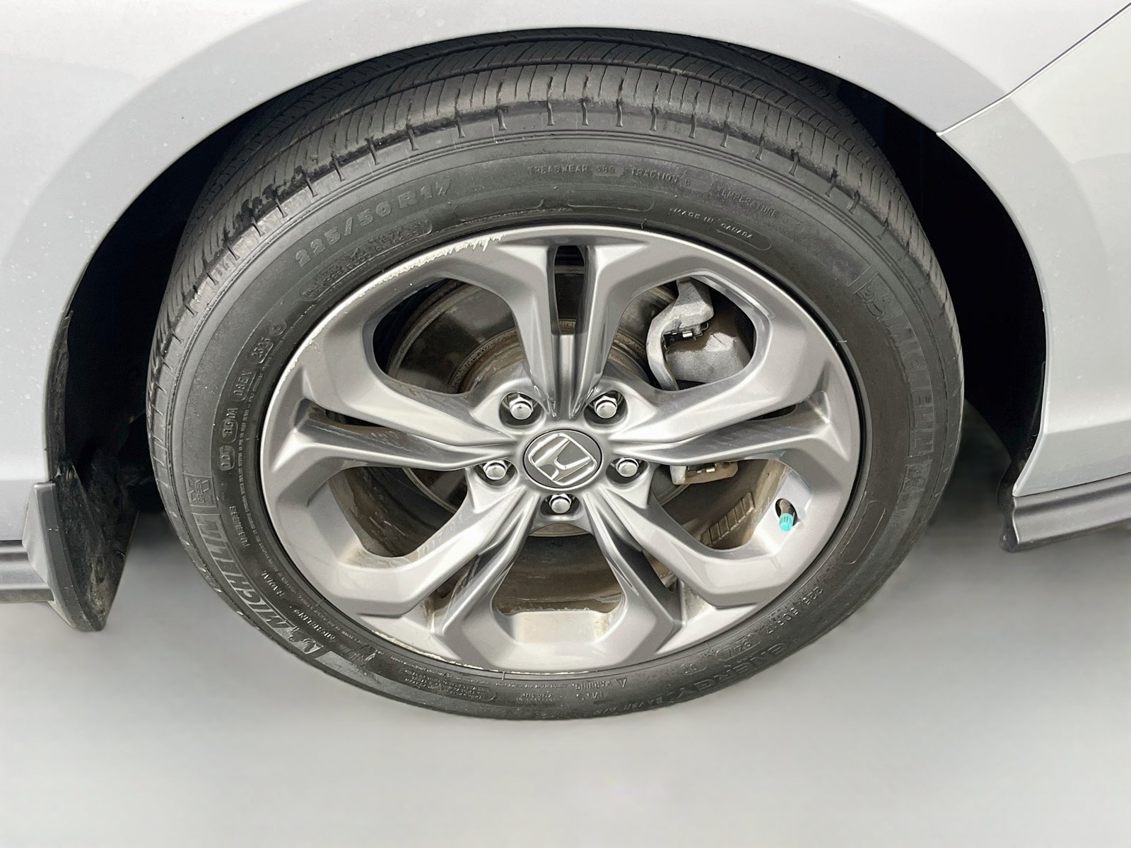 Used 2023 Honda Accord EX image 33