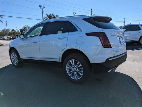 New 2026 Cadillac XT5 Luxury image 6