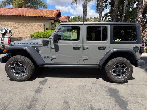 Used 2023 Jeep Wrangler Unlimited Rubicon 4xe AWD/4WD image 11